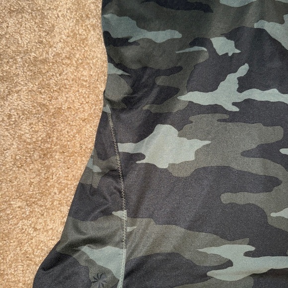 Athleta Green Camo Tank Top - Picture 4 of 5